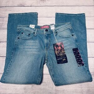 Levi's 518 Superlow Stretch Boot Cut Size 11 Short Light Wash‎ NWT Y2K 2006